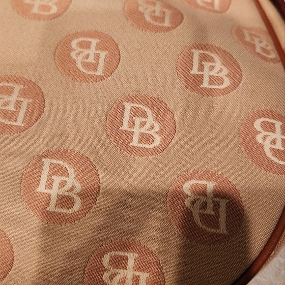 Donney & Burke purse stylish sophisticated durable - Picture 9 of 14